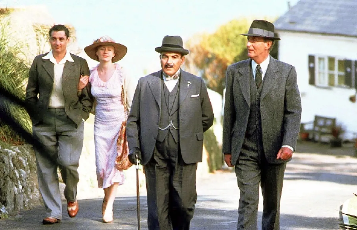 Hercule Poirot (The Murder of Roger Ackroyd), 2000 - fotogaléria