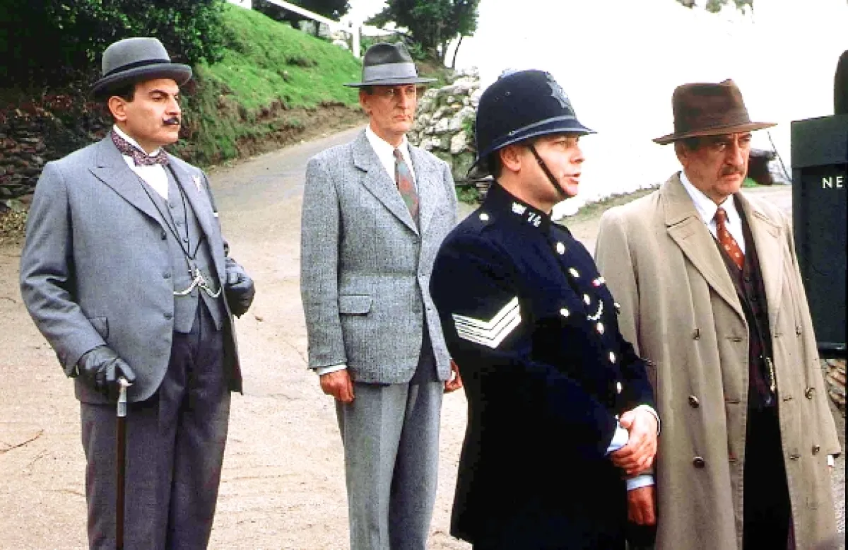 Hercule Poirot (The Murder of Roger Ackroyd), 2000 - fotogaléria