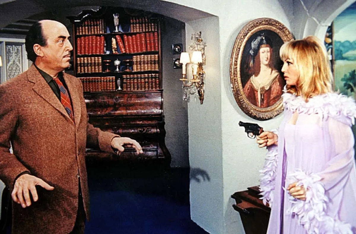 Fantomas kontra Scotland Yard (Fantômas contre Scotland Yard), 1967 - fotogaléria
