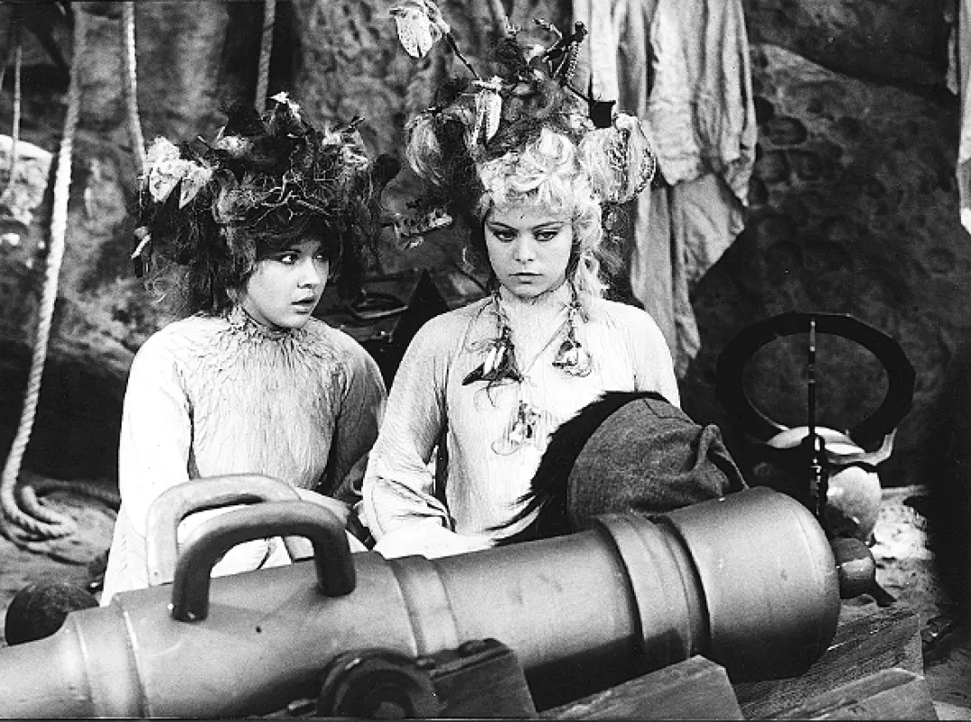 Malá mořská víla (Little Mermaid, The), 1976 - fotogaléria