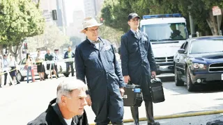 NCIS - Námorný vyšetrovací úrad V (1)