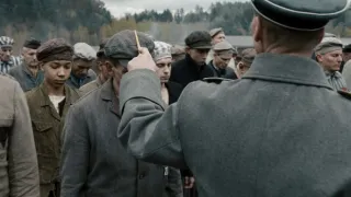 Nahý mezi vlky