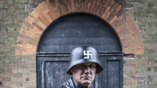 Hitlerov kruh zla (1/10)