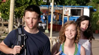 Au Pair 3 aneb Dobrodružství v ráji