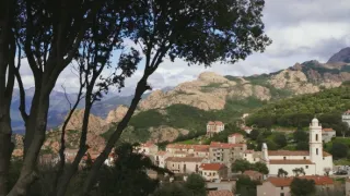 Korsika, země tradic