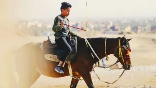 Poklady ve stínu pyramid