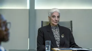 Signora Volpe (1/3)