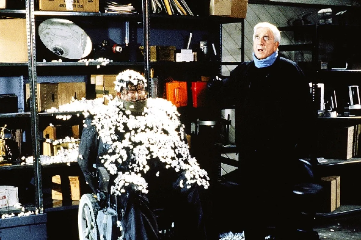 Bláznivá střela 2 1/2: Vůně strachu (Naked Gun 2 1/2: The Smell of Fear), 1991 - fotogaléria
