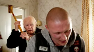 Stoletý stařík, který vylezl z okna a zmizel
