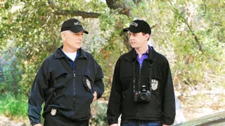 NCIS - Námorný vyšetrovací úrad X (4)