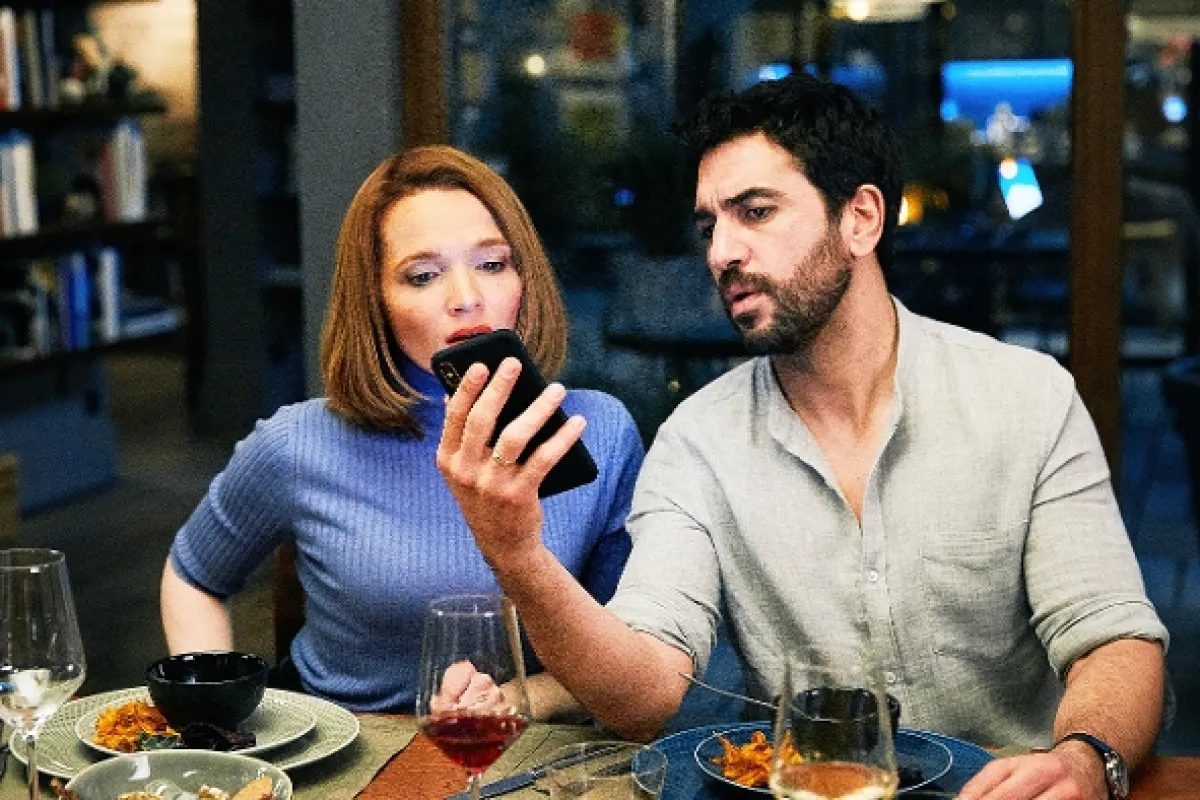 Takmer dokonalé tajomstvá (Das Perfekte Geheimnis), 2019 - fotogaléria