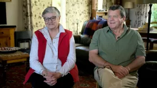 Ghislaine Maxwellová a jej obete (1/3)