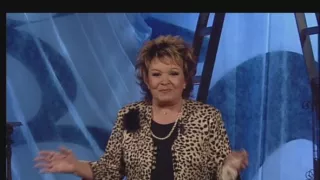 Za oponou s Jiřinou