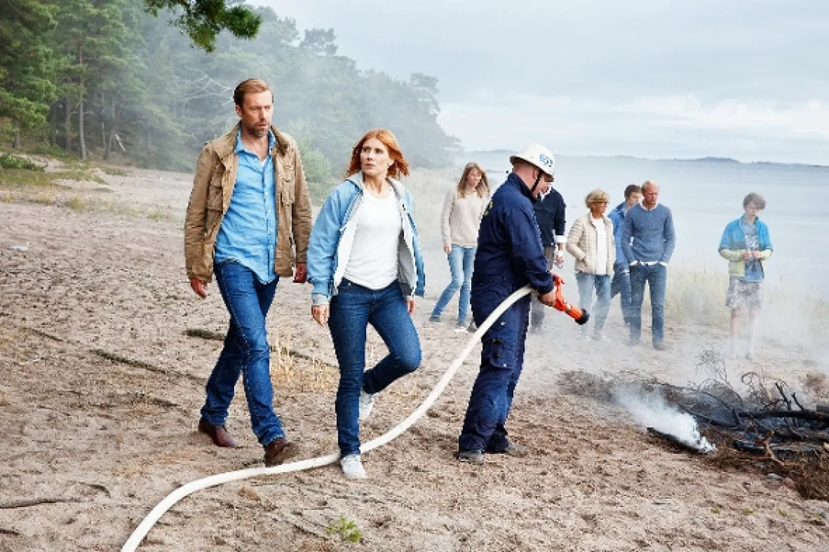 Vraždy na Sandhamne (Morden i Sandhamn: I maktens skugga), 2018 - fotogaléria
