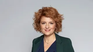 Házon kívül (722)