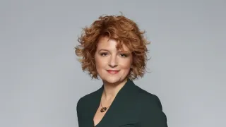 Házon kívül (722)