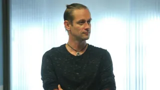 Modrý kód (30)