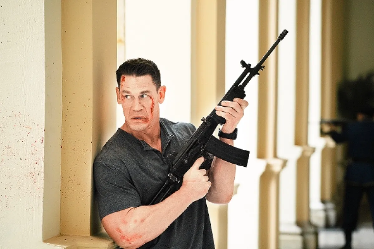Bodyguard na voľnej nohe (Freelance), 2023 - fotogaléria