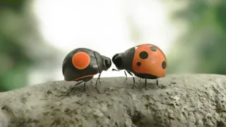 Chrobáčikovia 2: Ďaleko od domova