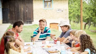 Prázdniny (2/10)