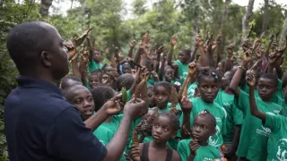 Útulok pre záchranu šimpanzov Jane Goodallovej (5/6)