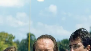 Fél lábbal a paradicsomban