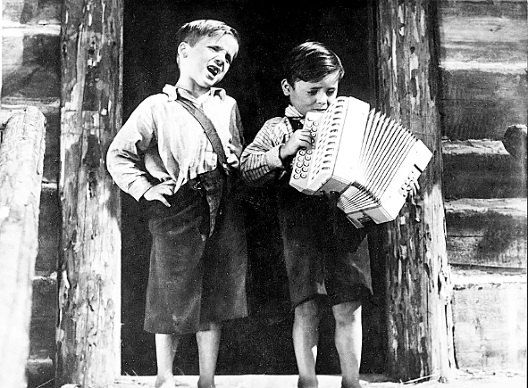 Nebe a dudy, 1941 - fotogaléria