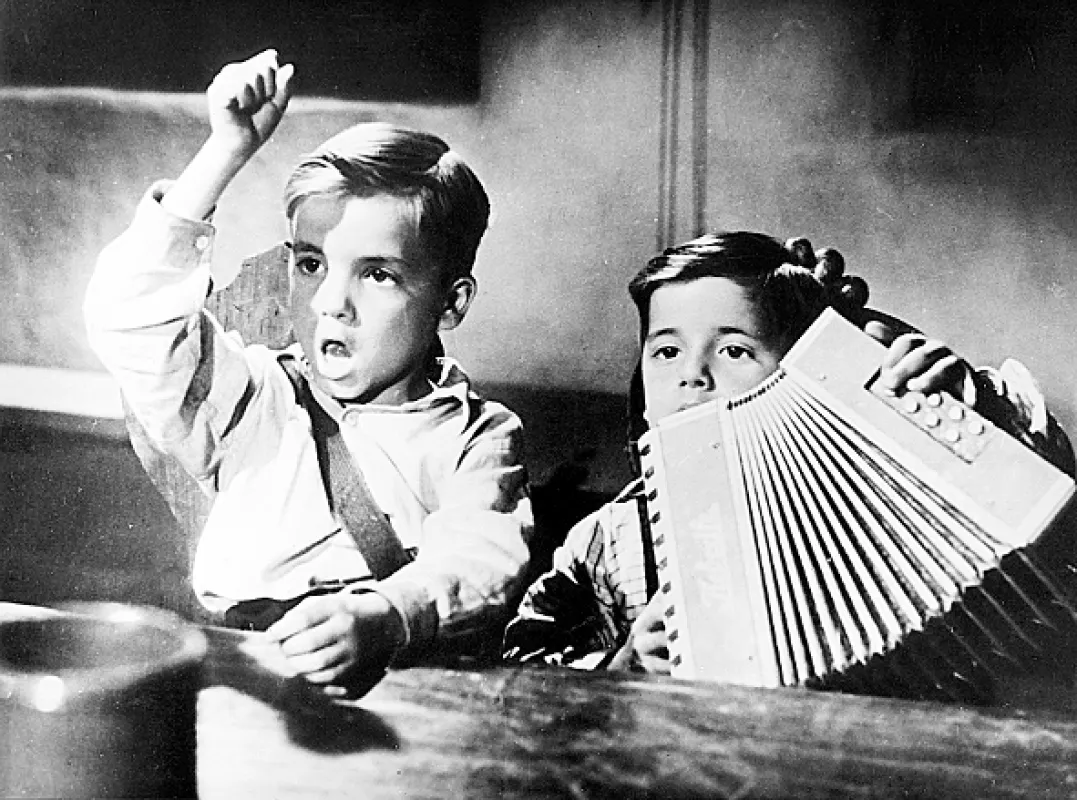 Nebe a dudy, 1941 - fotogaléria