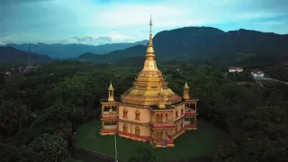 Podivuhodný Laos