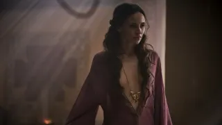 Strážcovia koruny (2/10)