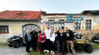 Na nože IV