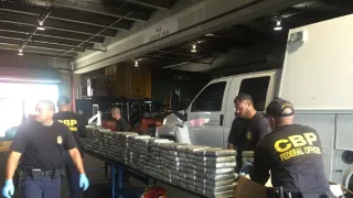 Vojny v znamení drog III (8)