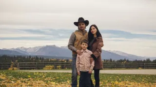Yellowstone (2/9)