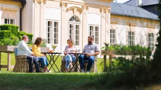 Peče celá země