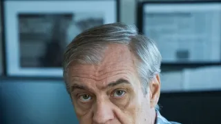 Příliš mnoho lásky (1/8)