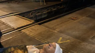 Prahou podzemní drahou (1/3)