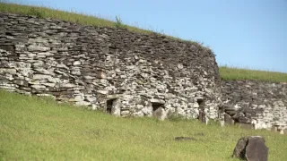 Dávní stavitelé