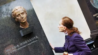 Červená