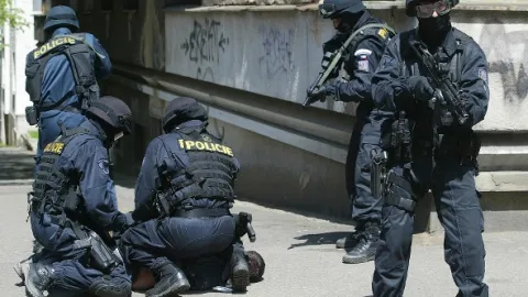 Kriminálka Anděl (5)
