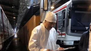 Prahou podzemní drahou (2/3)