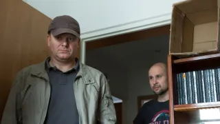 Modré stíny (1/4)