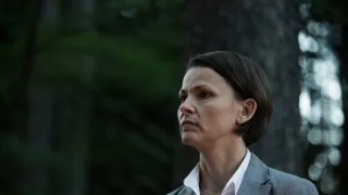 Modré stíny (2/4)