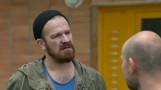Modré stíny (2/4)