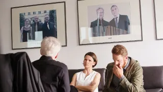 Modré stíny (2/4)