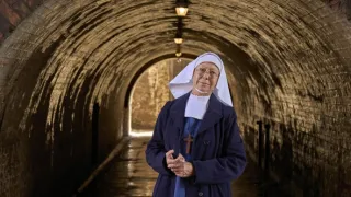 Zavolejte porodní sestřičky XIII (1/8)