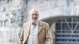 Klenoty s vůní benzinu II (4/9)