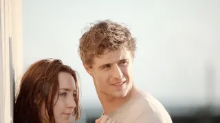 Hostitel