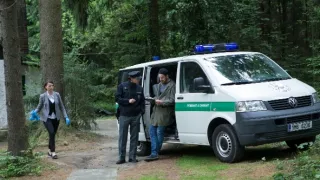 Modré stíny (4/4)