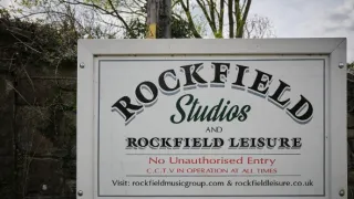 Liam Gallagher - 48 hodin ve studiu Rockfield