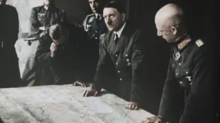 Apokalypsa: Hitler míří na východ (2/2)
